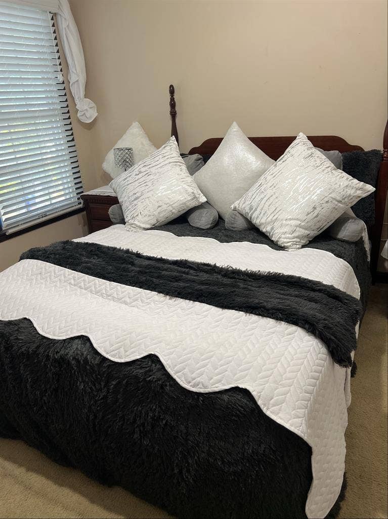 Bowie MD Suburbs Furnished Bedroom