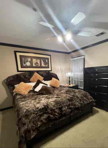 Bowie MD Room available IMMEDIATELY