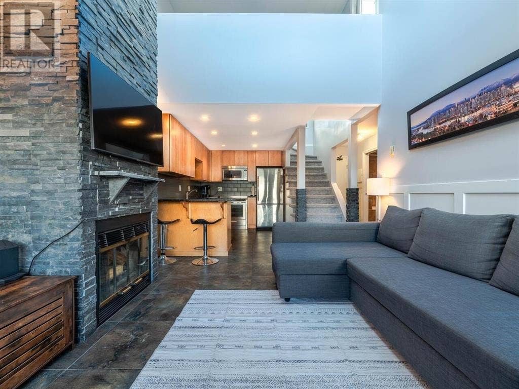 Penthouse Apartment in Kitsilano