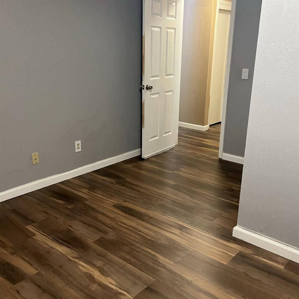 Room for rent here in Manteca