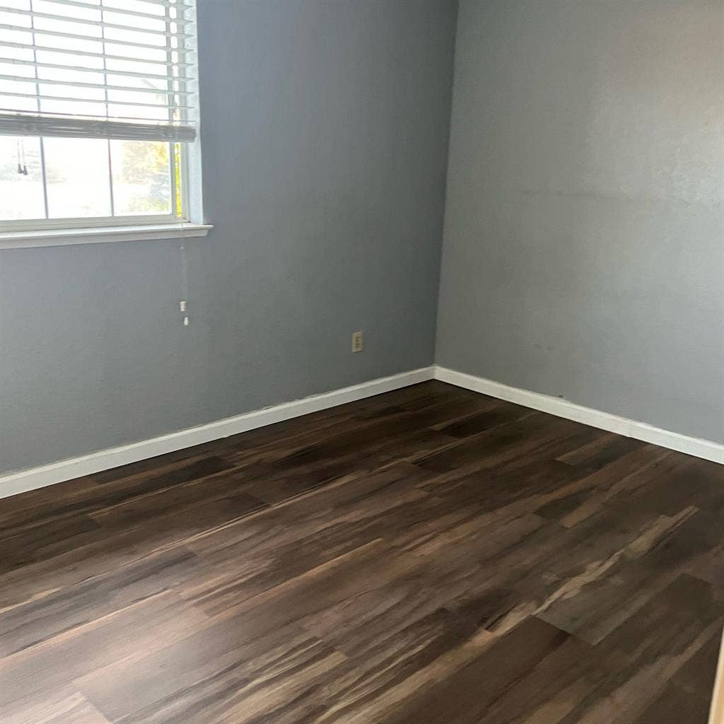 Room for rent here in Manteca