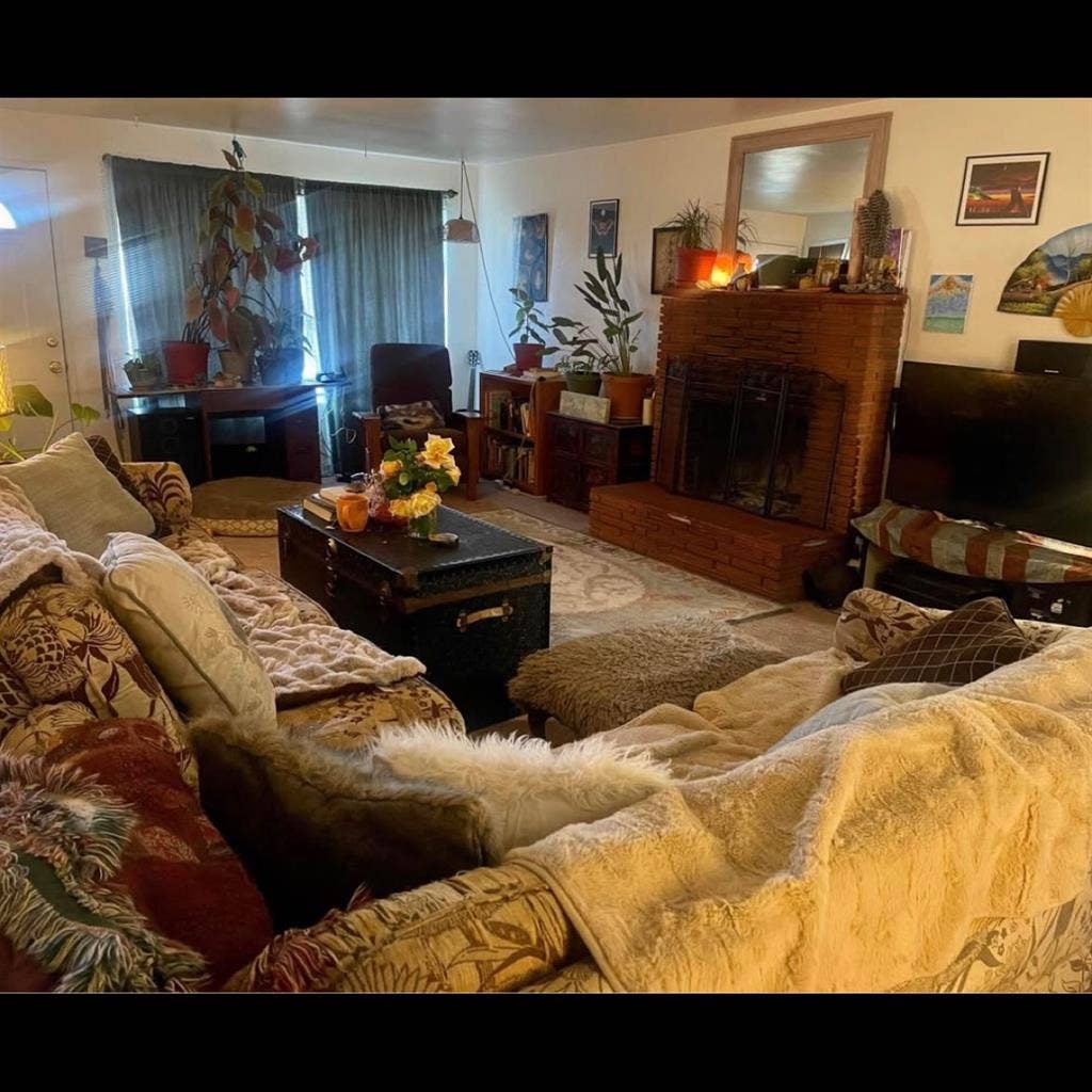 Room for rent in East Medford