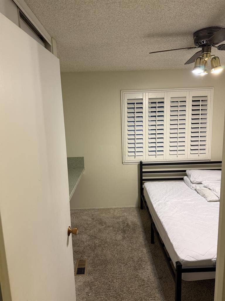 One Bedroom/ East Sacramento Area