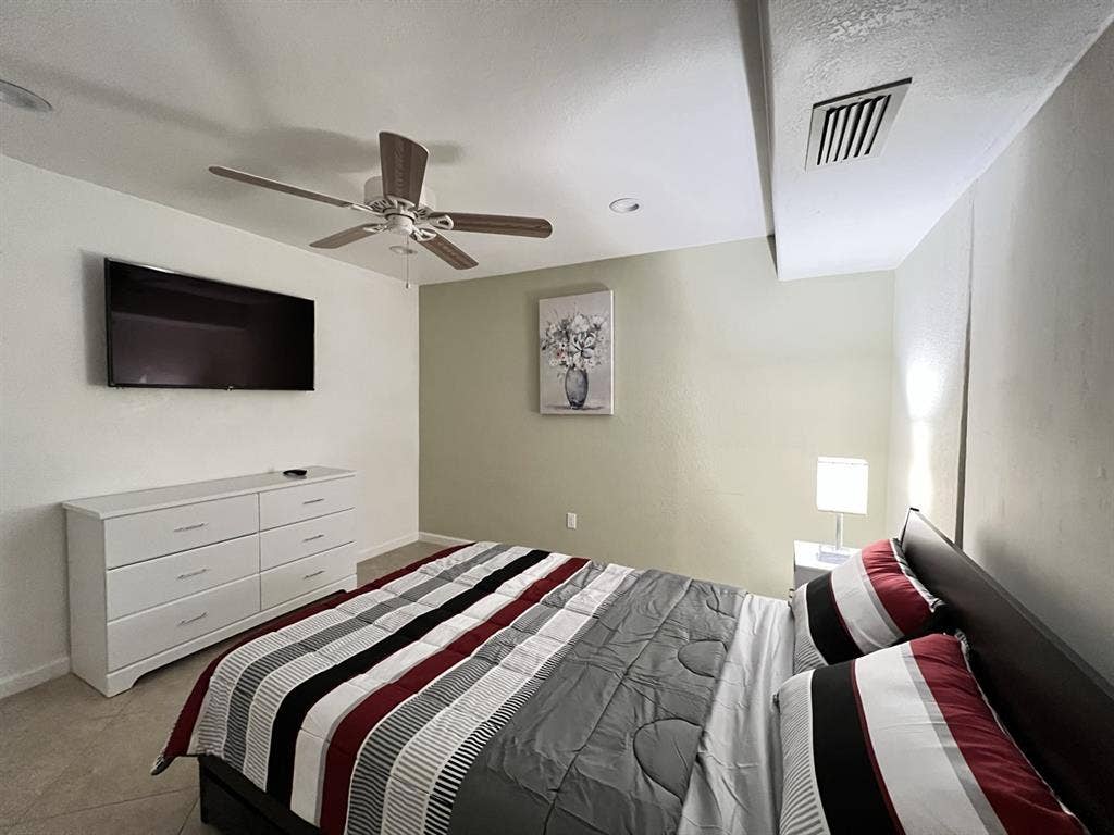 Furnished room for rent