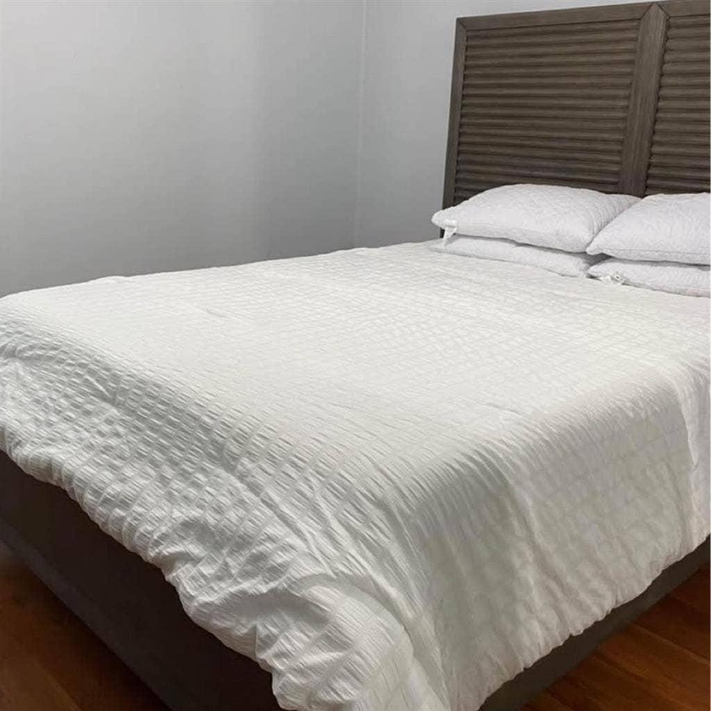 Furnished room for rent Tampa