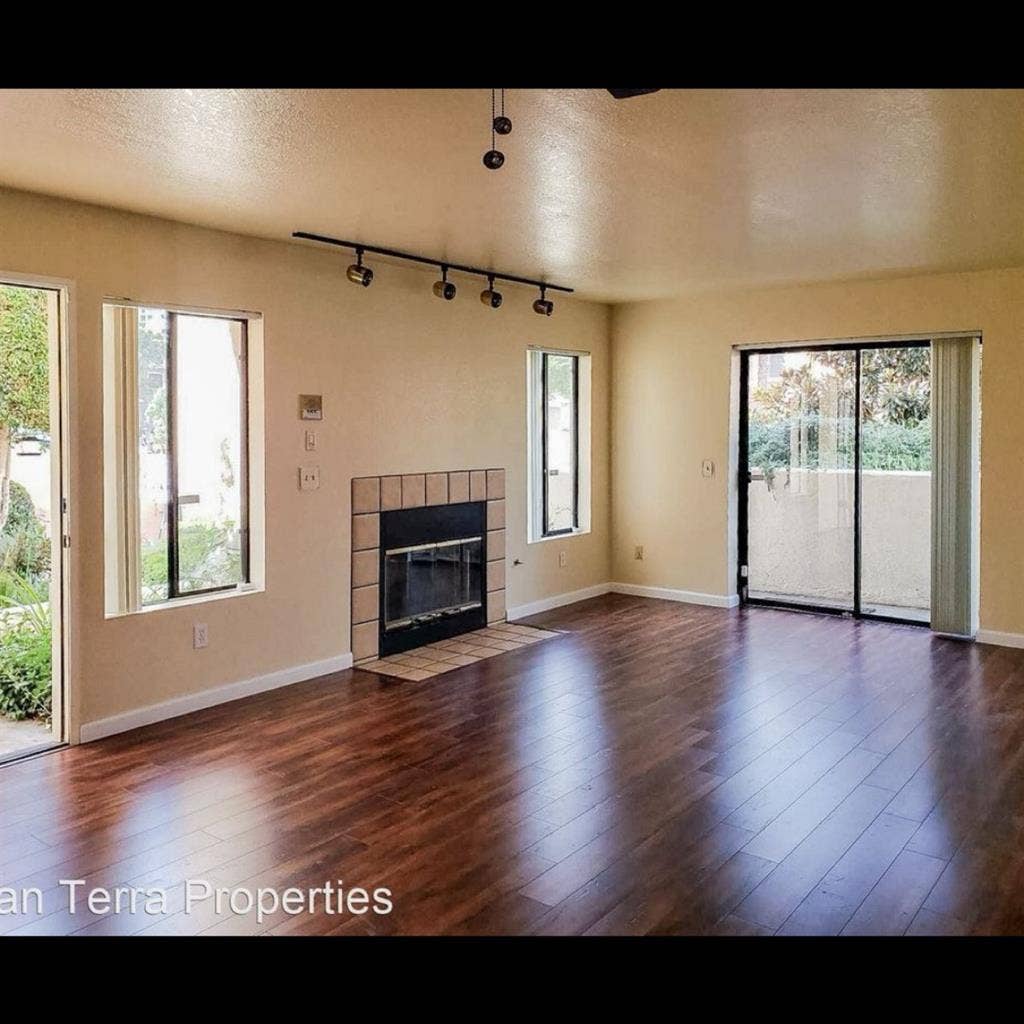 Room for rent Hillcrest avail March