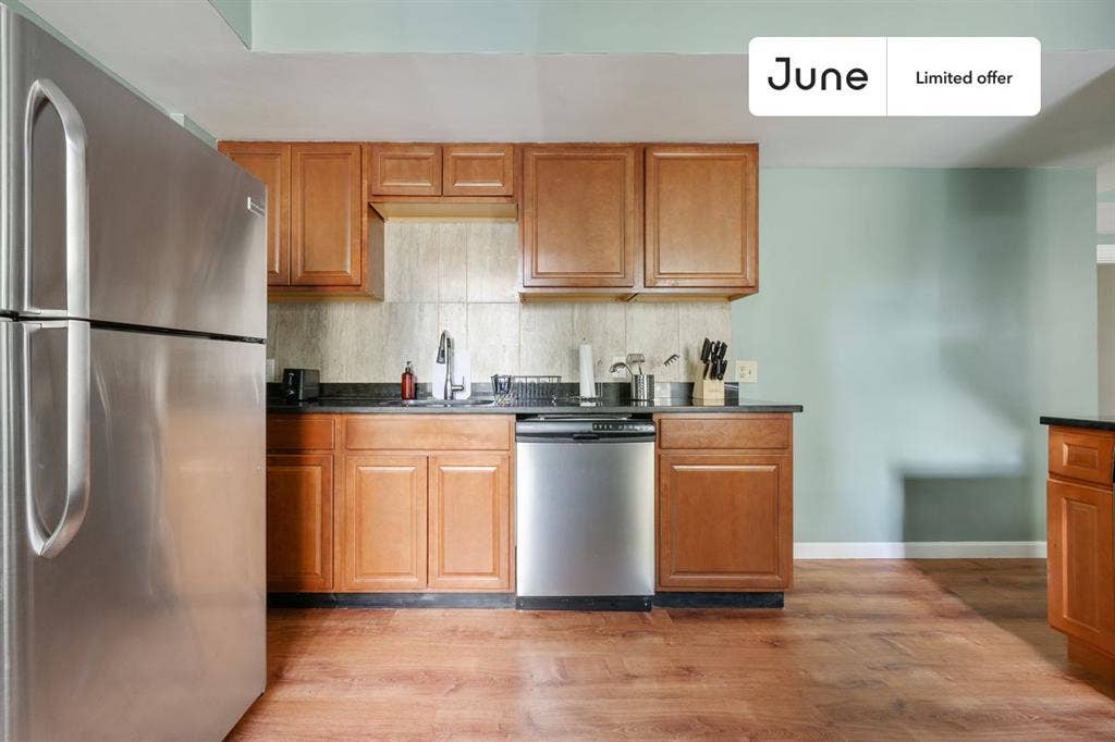 4 BR in Boston