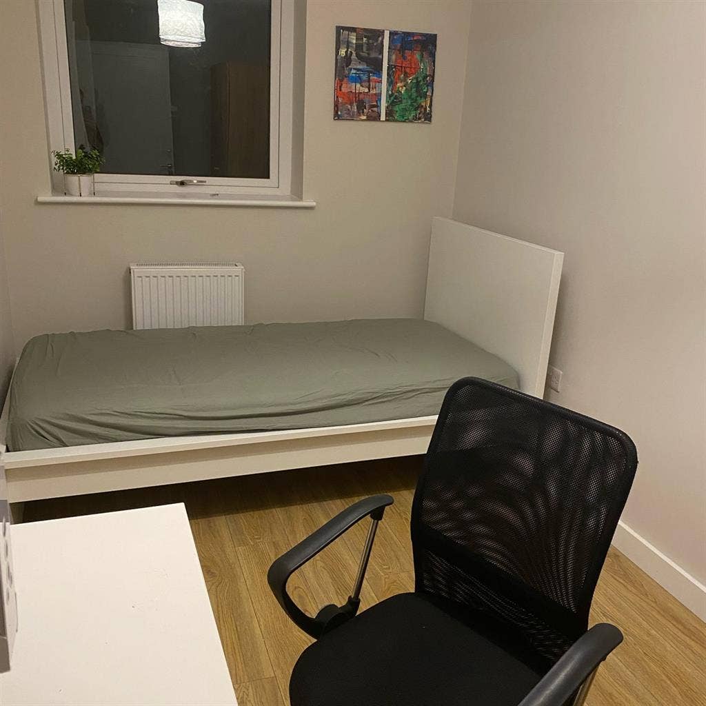 Single private room in Adamstown