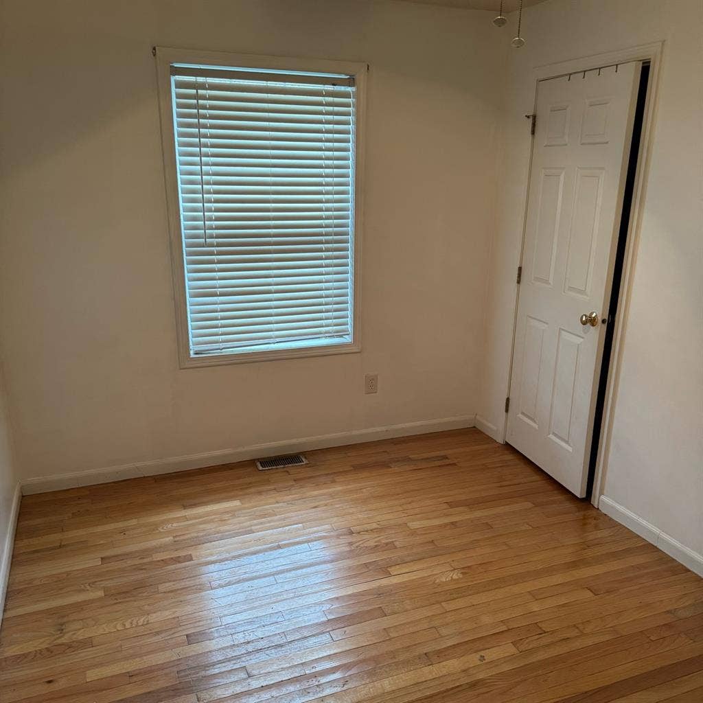 Recently Painted Room For Rent