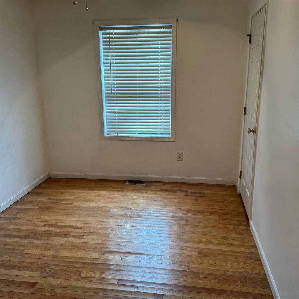 Recently Painted Room For Rent