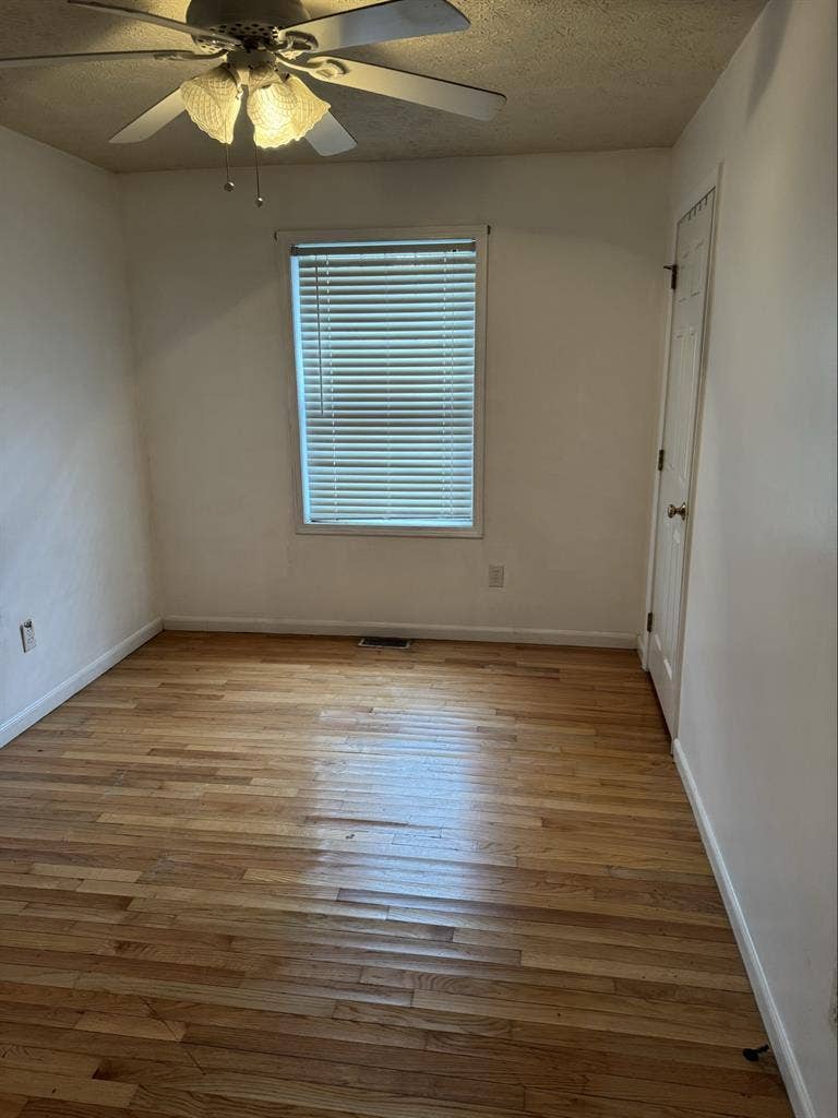 Recently Painted Room For Rent