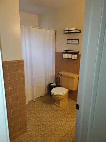 Private room & shared bath