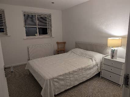 Roommate double room-short term