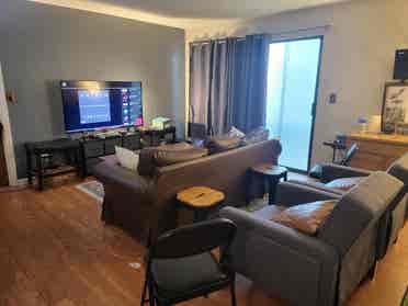 Private bed / bath: Anderson Twp