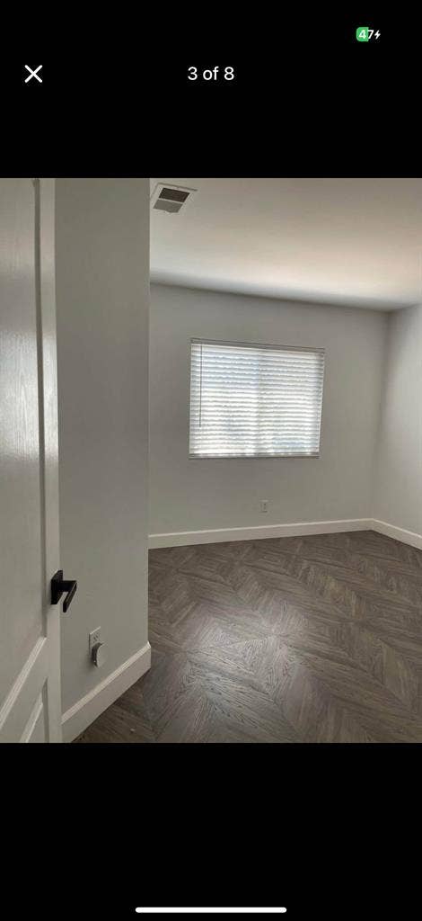 Room for rent with private bathroom