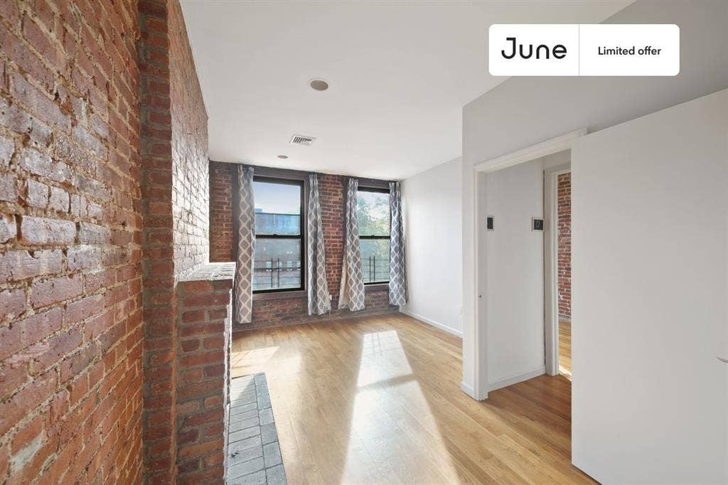 4 BR in New York City