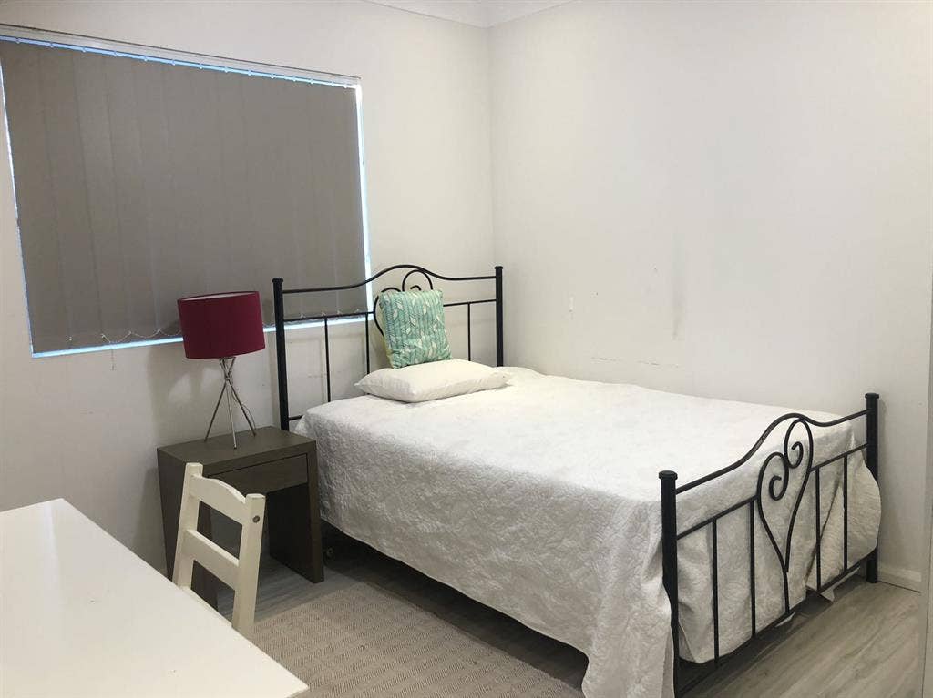 Hurstville master room short term