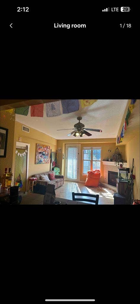 Beautiful bedroom w balcony