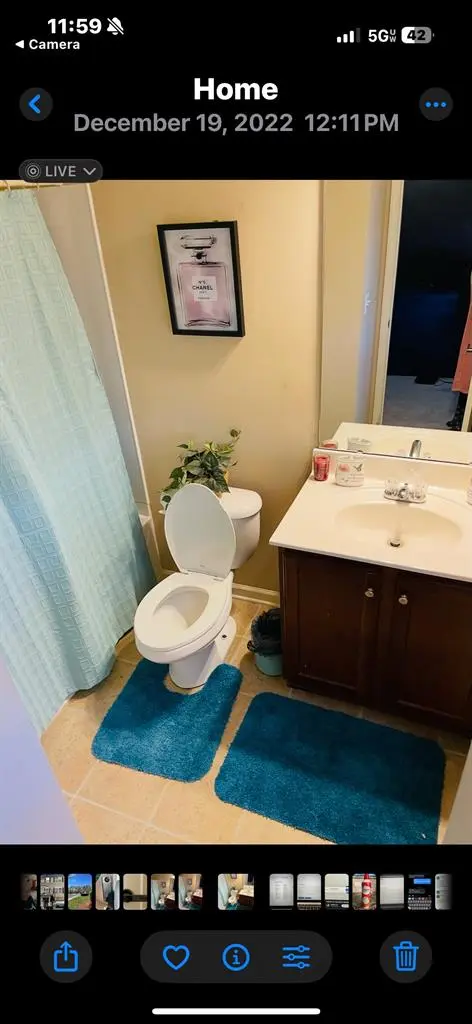 Private bedroom w/full bath