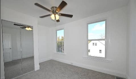 Private Room with Mirror Closet