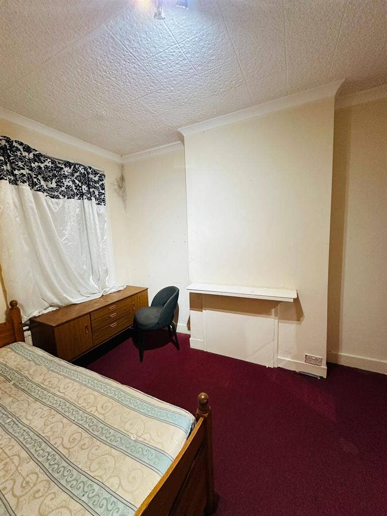 Lovely Double Room in East Ham