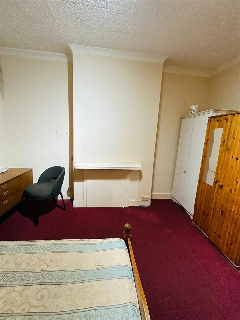 Lovely Double Room in East Ham