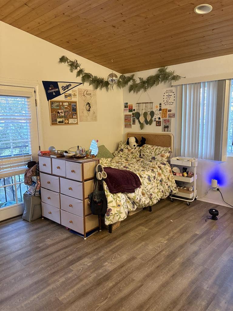 isla vista april-august sublease