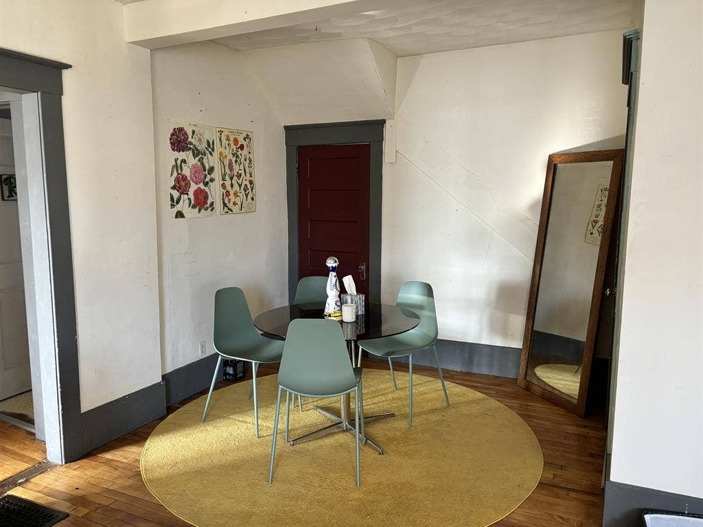 Private room for rent