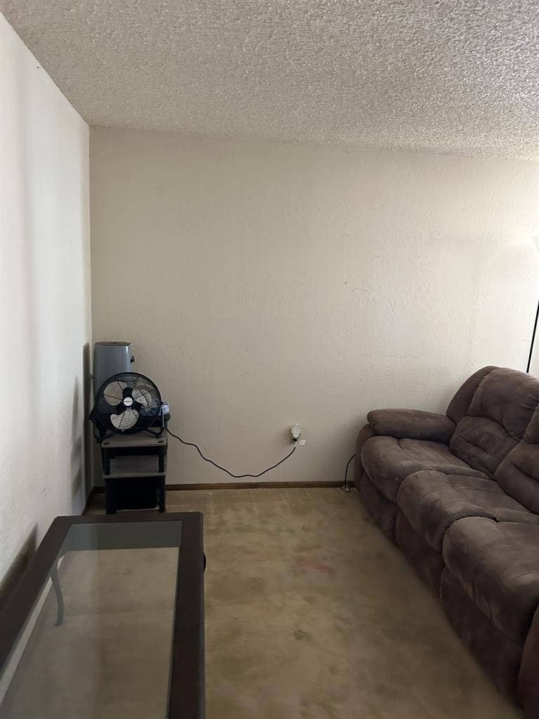 Large room for rent