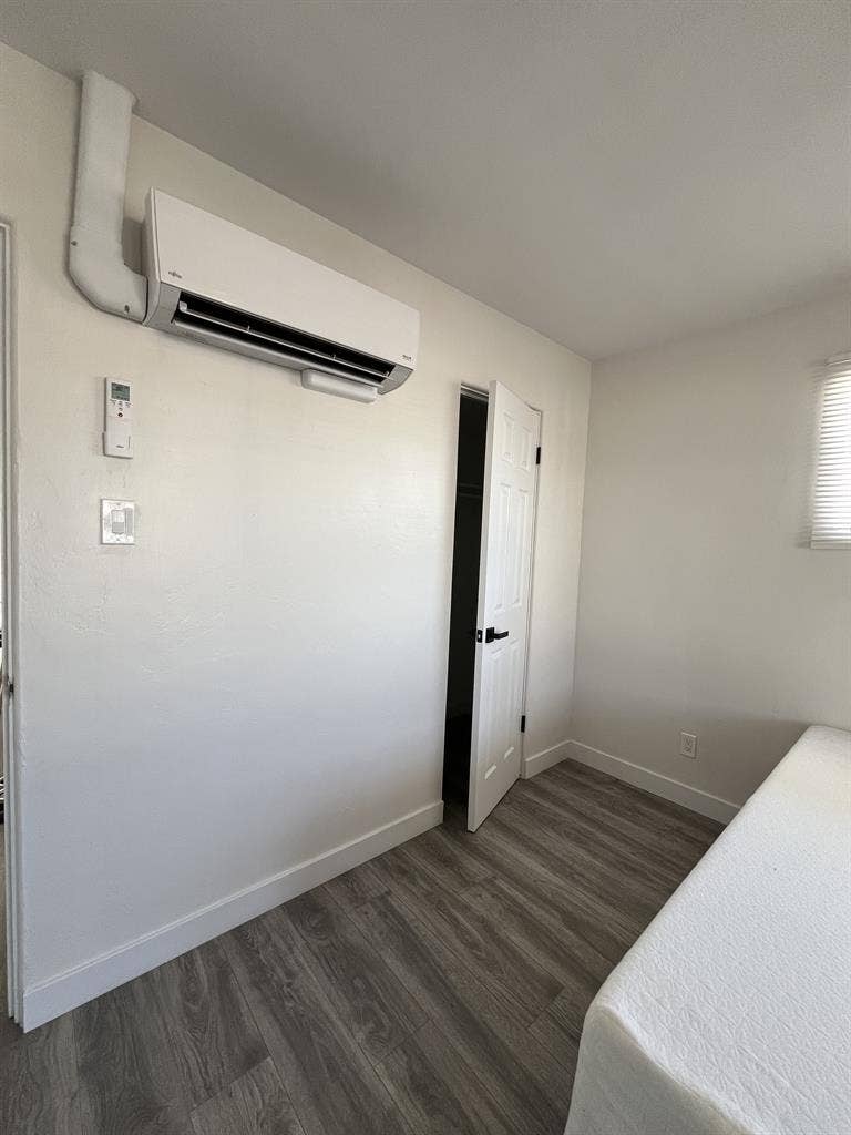 Room for Rent in Mid-Phoenix