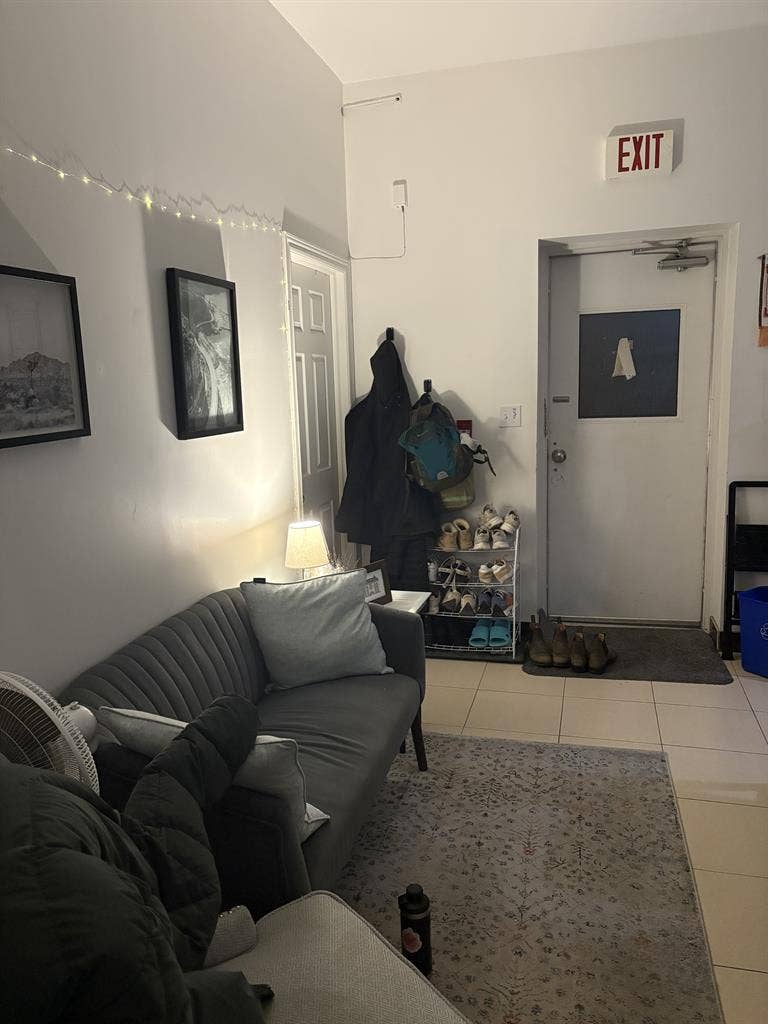 Room in 2 bedroom apt for rent