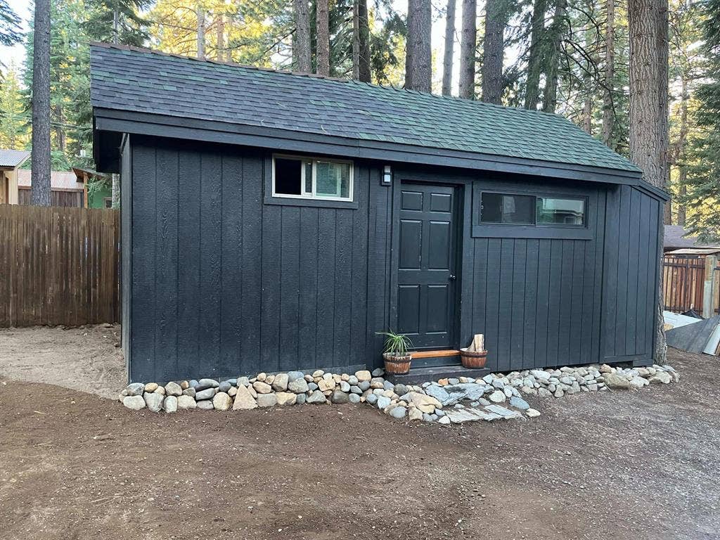 South Lake Tahoe Tiny House Cabin!!