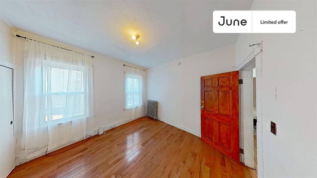 5 BR in Boston