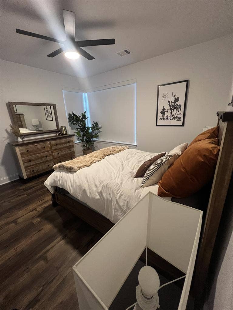 North Austin Roommate Wanted!