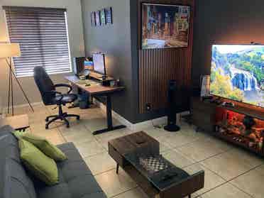 Spacious Furnished Private Room