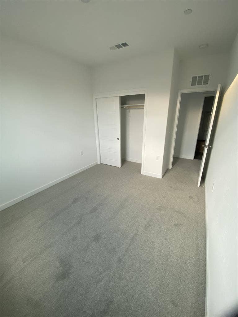 Brand new home in CLOVIS/FRESNO