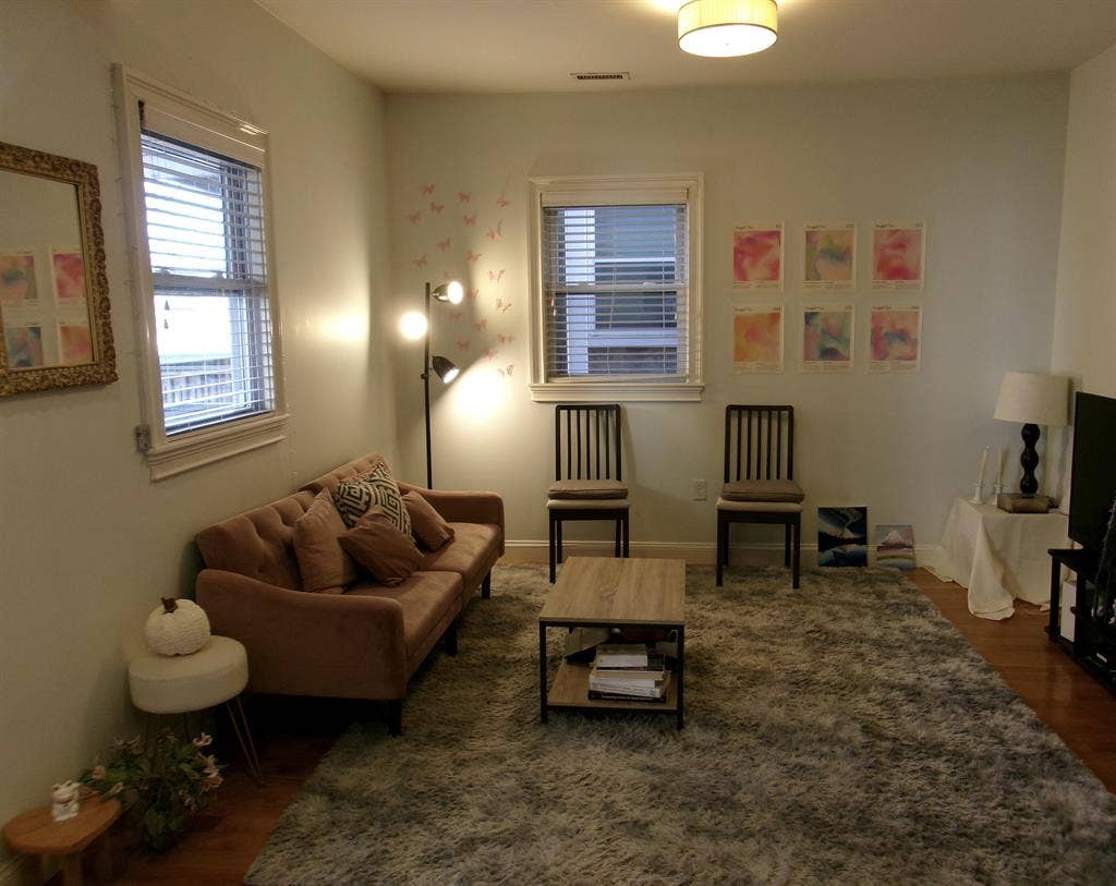 Room for rent Washburn St