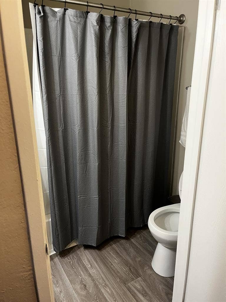 Room for Rent in South Reno.