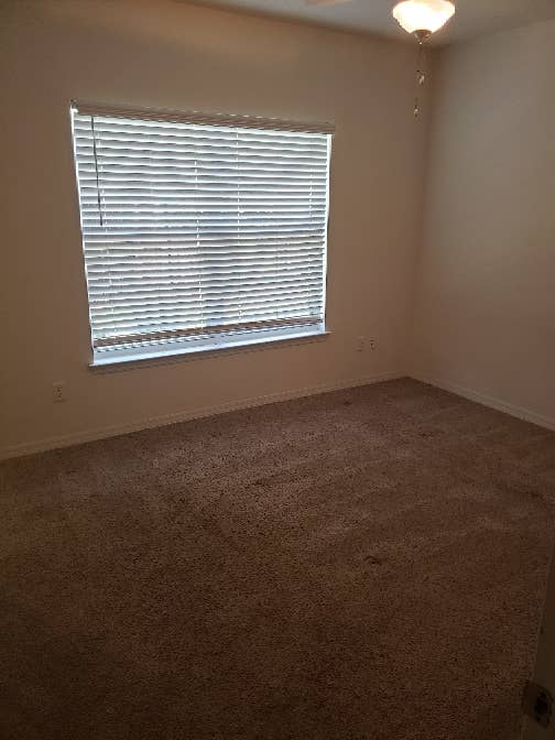 Large room in East Orlando