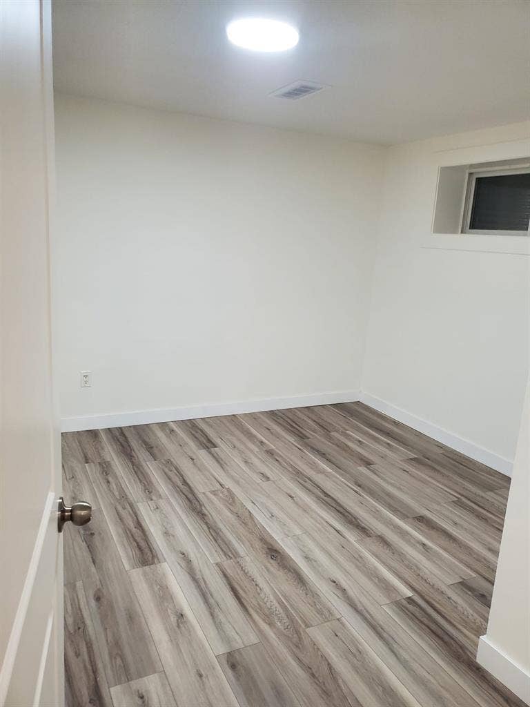 2 bedroom basement suitee