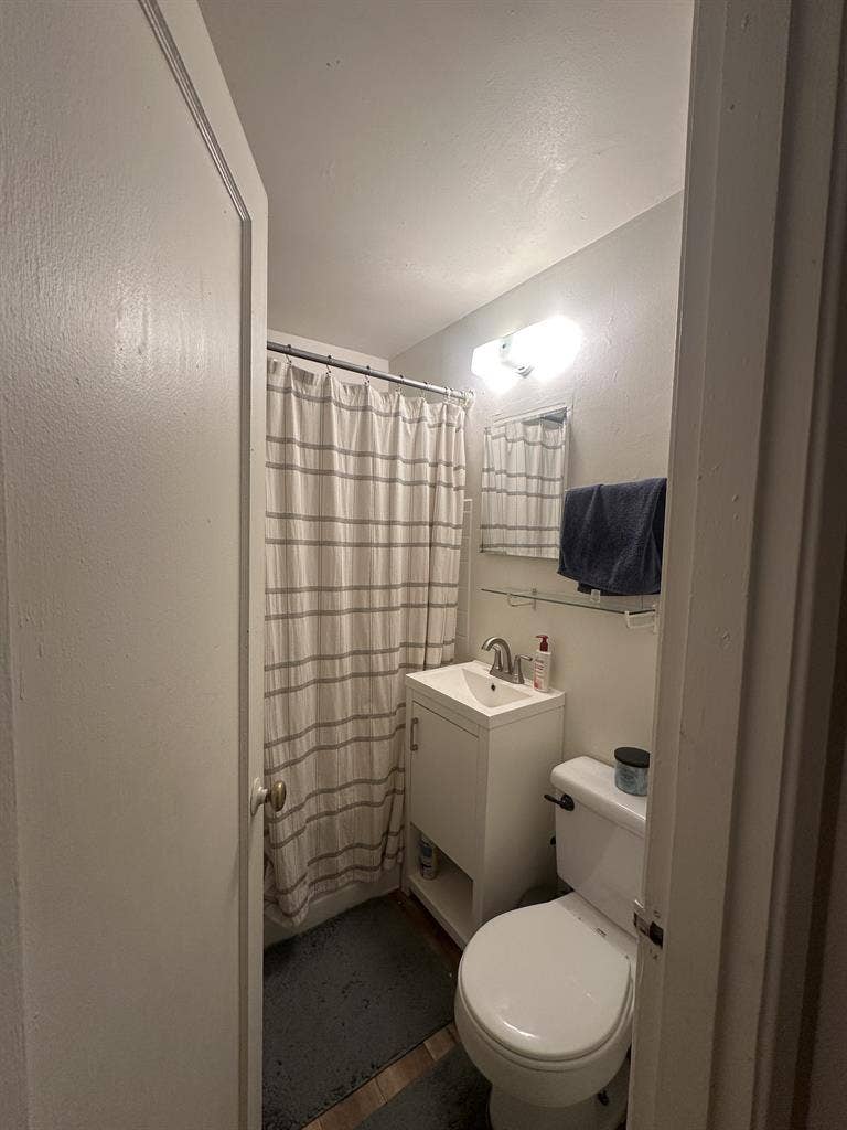 Bedroom for sublease! Feb-August