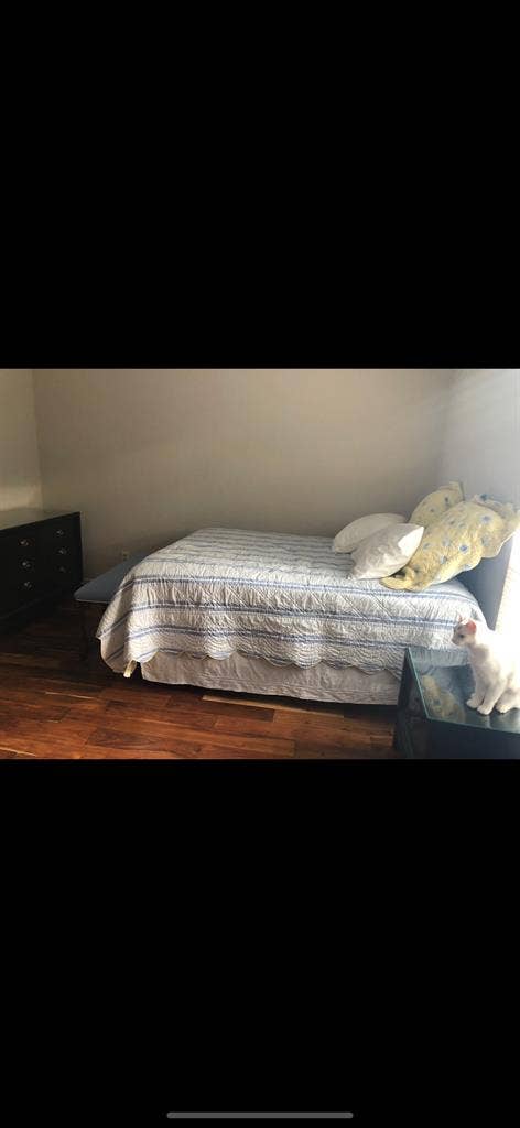 S Austin, Furnished room $