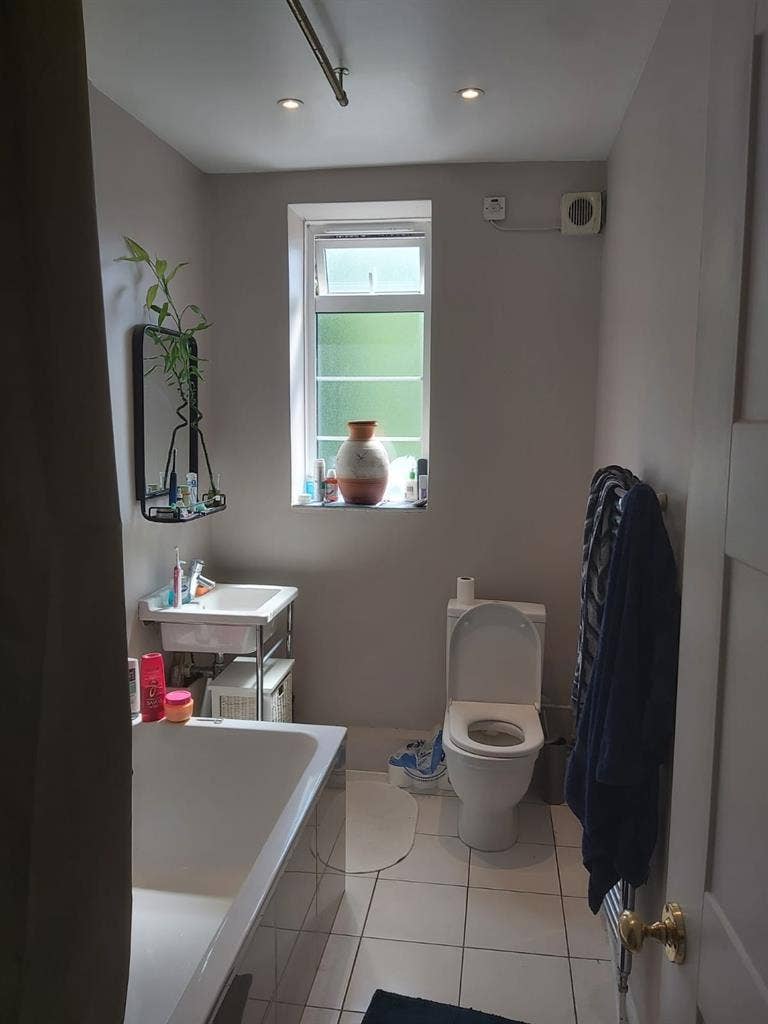 1 month sublet in Highbury