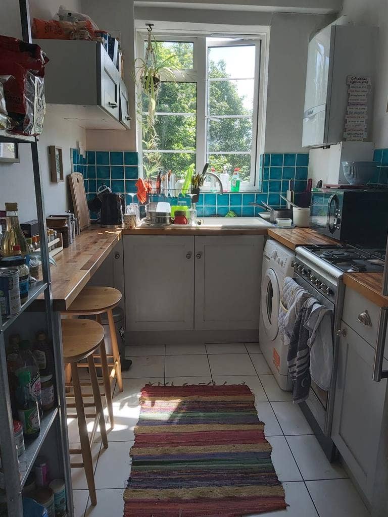 1 month sublet in Highbury