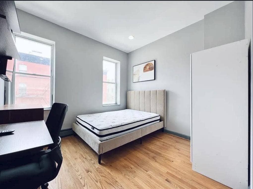 Furnished Room in Bedstuy