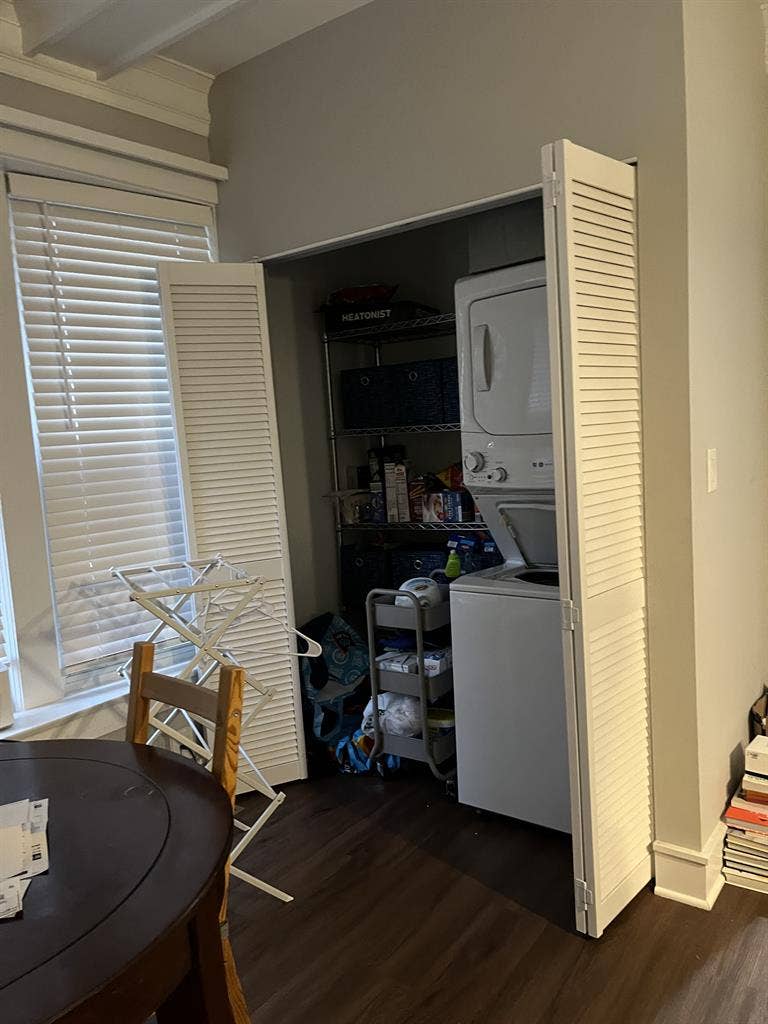 Sublet Near Loyola