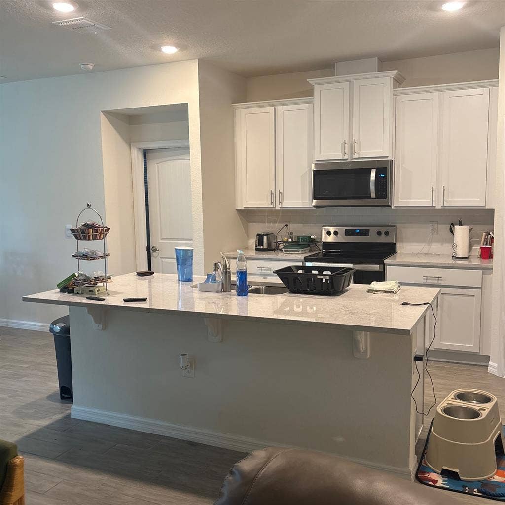 Furnished Guest Room in House