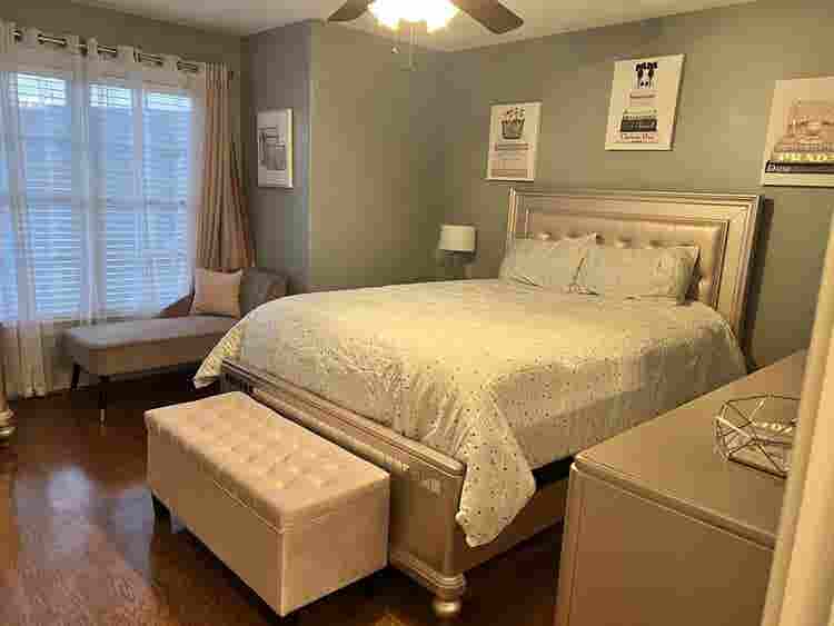 Room in quiet North Columbus area