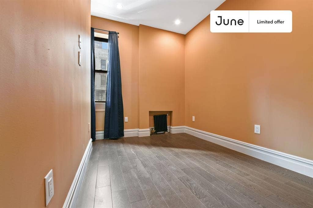 3 BR in New York City