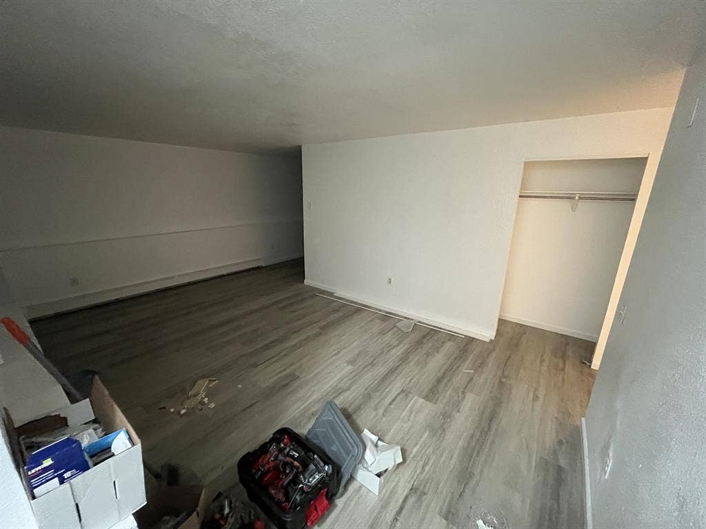 Roommate needed, south side ba